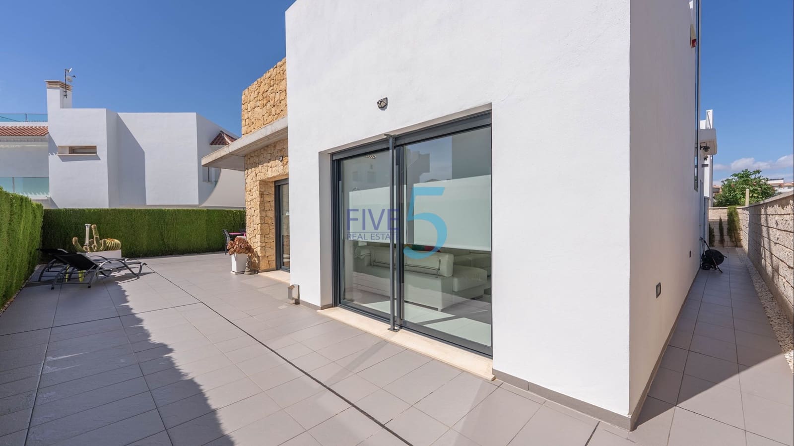 3 soveværelse Villa til salg i Ciudad Quesada med swimmingpool garage - € 499.999 (Ref: 9954580)