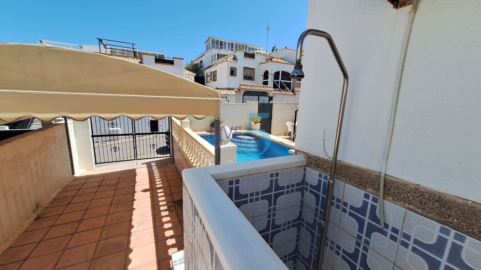 2 bedroom Townhouse for sale in San Fulgencio with pool garage - € 192,000 (Ref: 9955995)