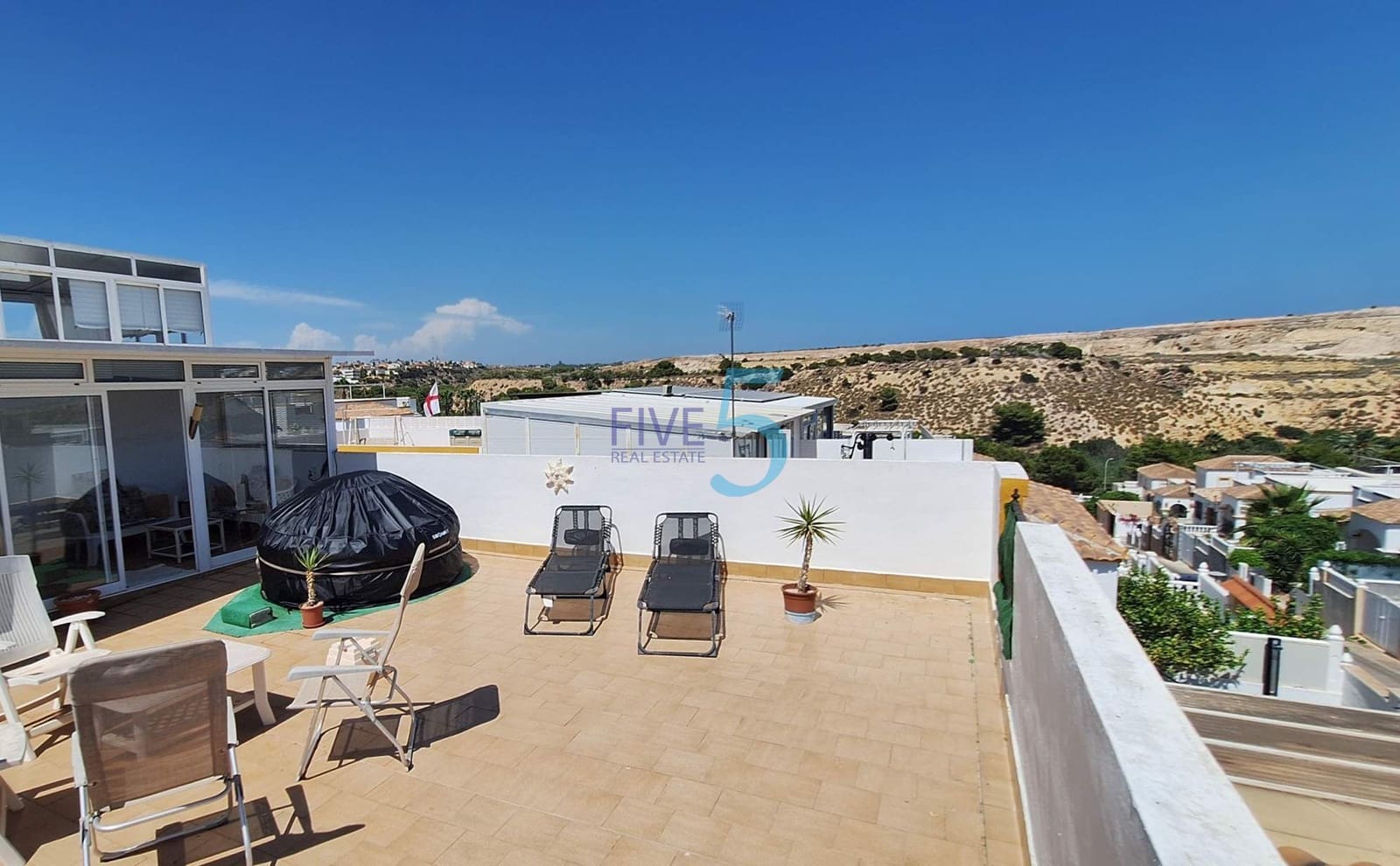 2 bedroom Townhouse for sale in San Fulgencio with pool garage - € 192,000 (Ref: 9955995)