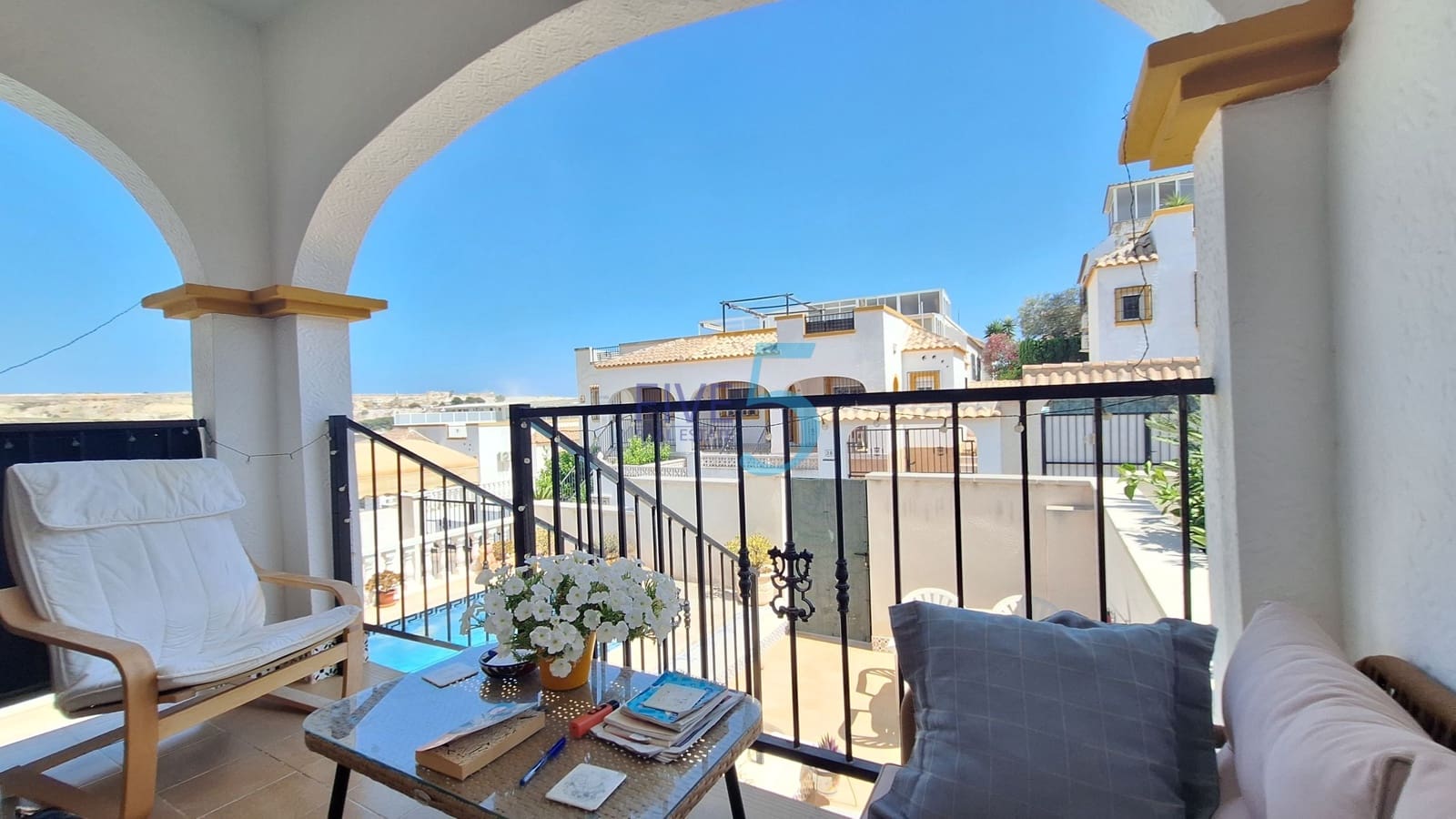 2 bedroom Townhouse for sale in San Fulgencio with pool garage - € 192,000 (Ref: 9955995)