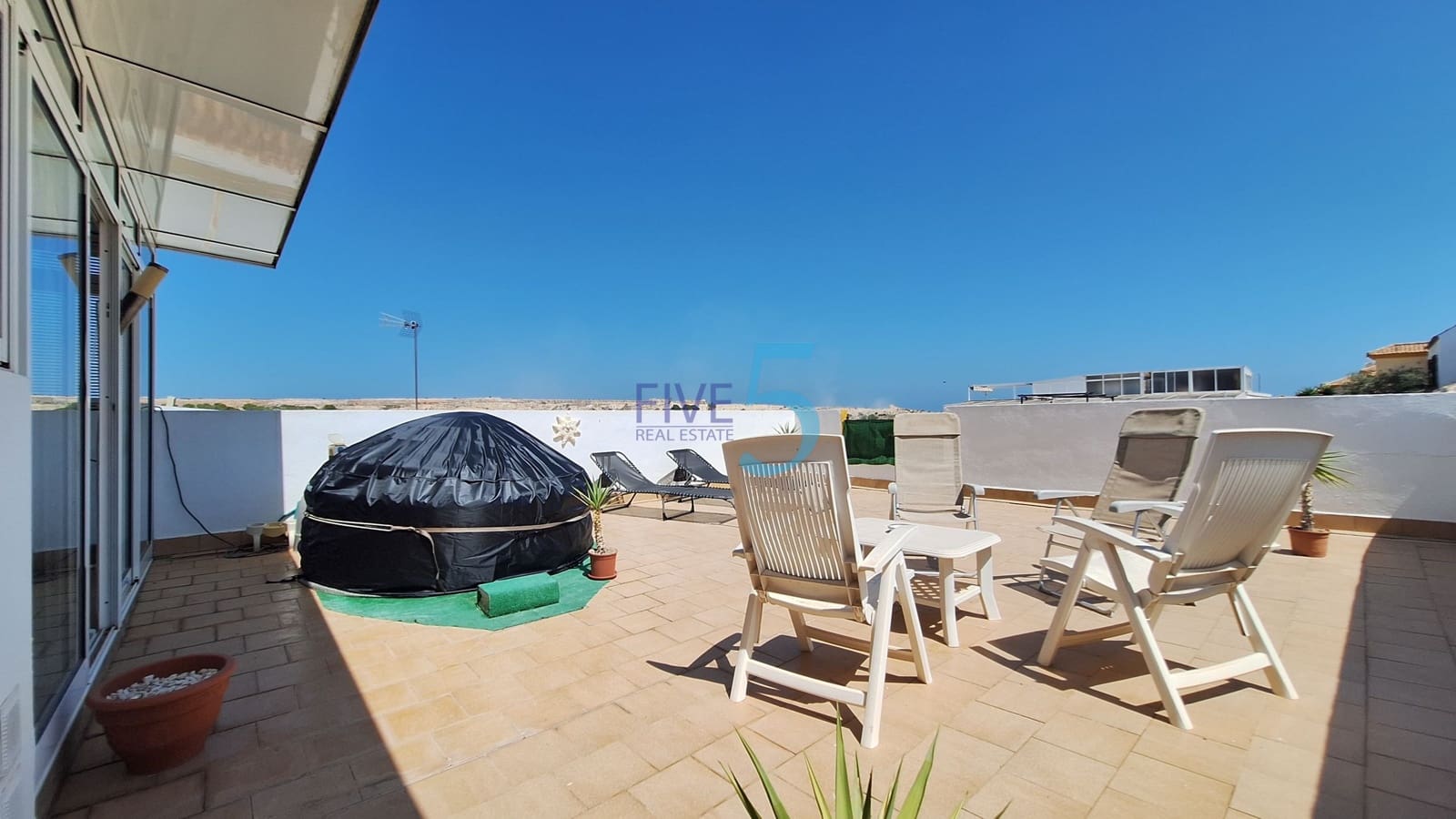 2 bedroom Townhouse for sale in San Fulgencio with pool garage - € 192,000 (Ref: 9955995)