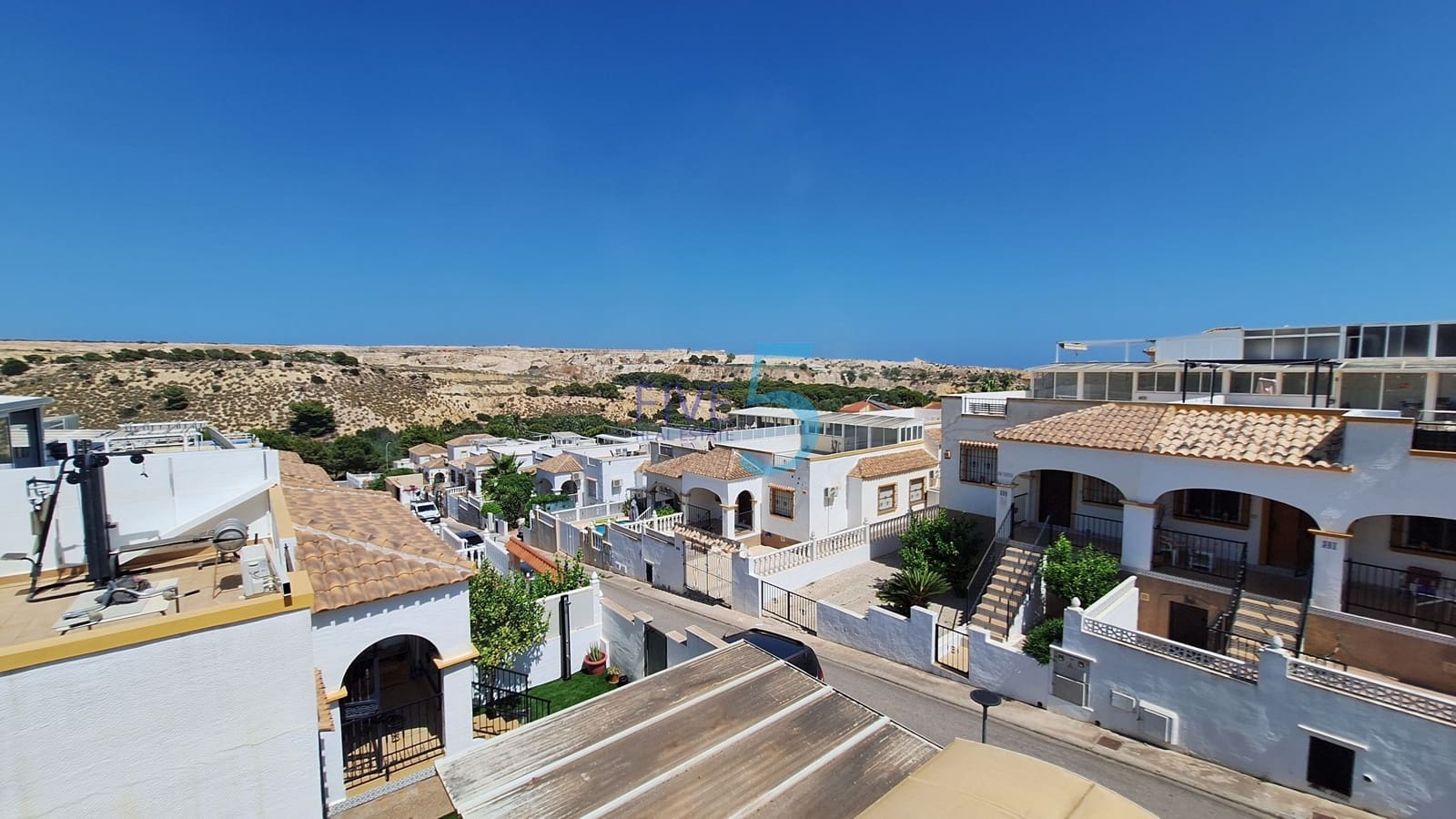 2 bedroom Townhouse for sale in San Fulgencio with pool garage - € 192,000 (Ref: 9955995)