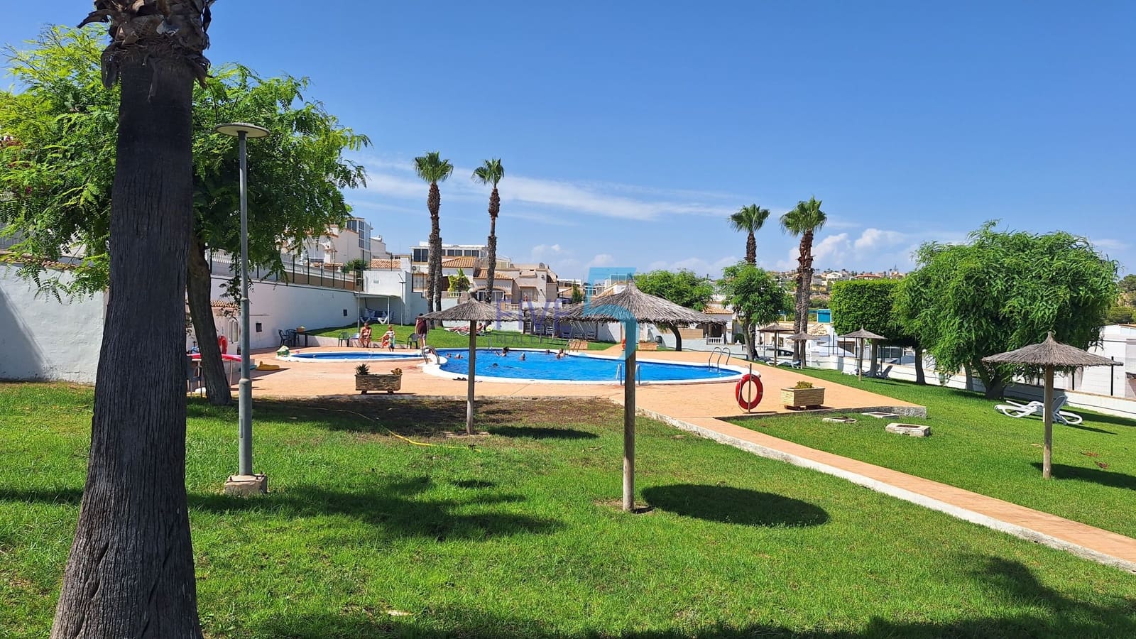 2 bedroom Townhouse for sale in San Fulgencio with pool garage - € 192,000 (Ref: 9955995)