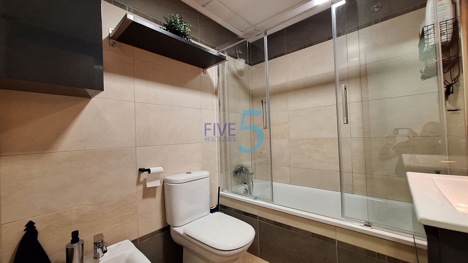3 bedroom Apartment for sale in Almoradi with garage - € 147,000 (Ref: 9956266)