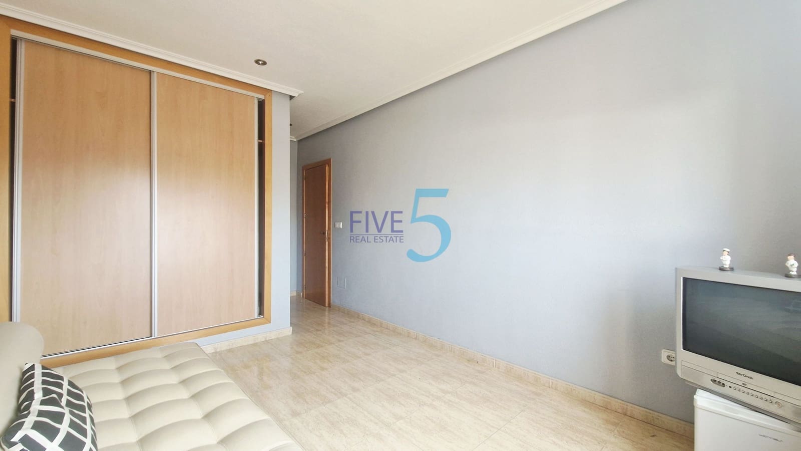 2 Zimmer Apartment zu verkaufen in Sucina mit Garage - 115.000 € (Ref: 9956355)