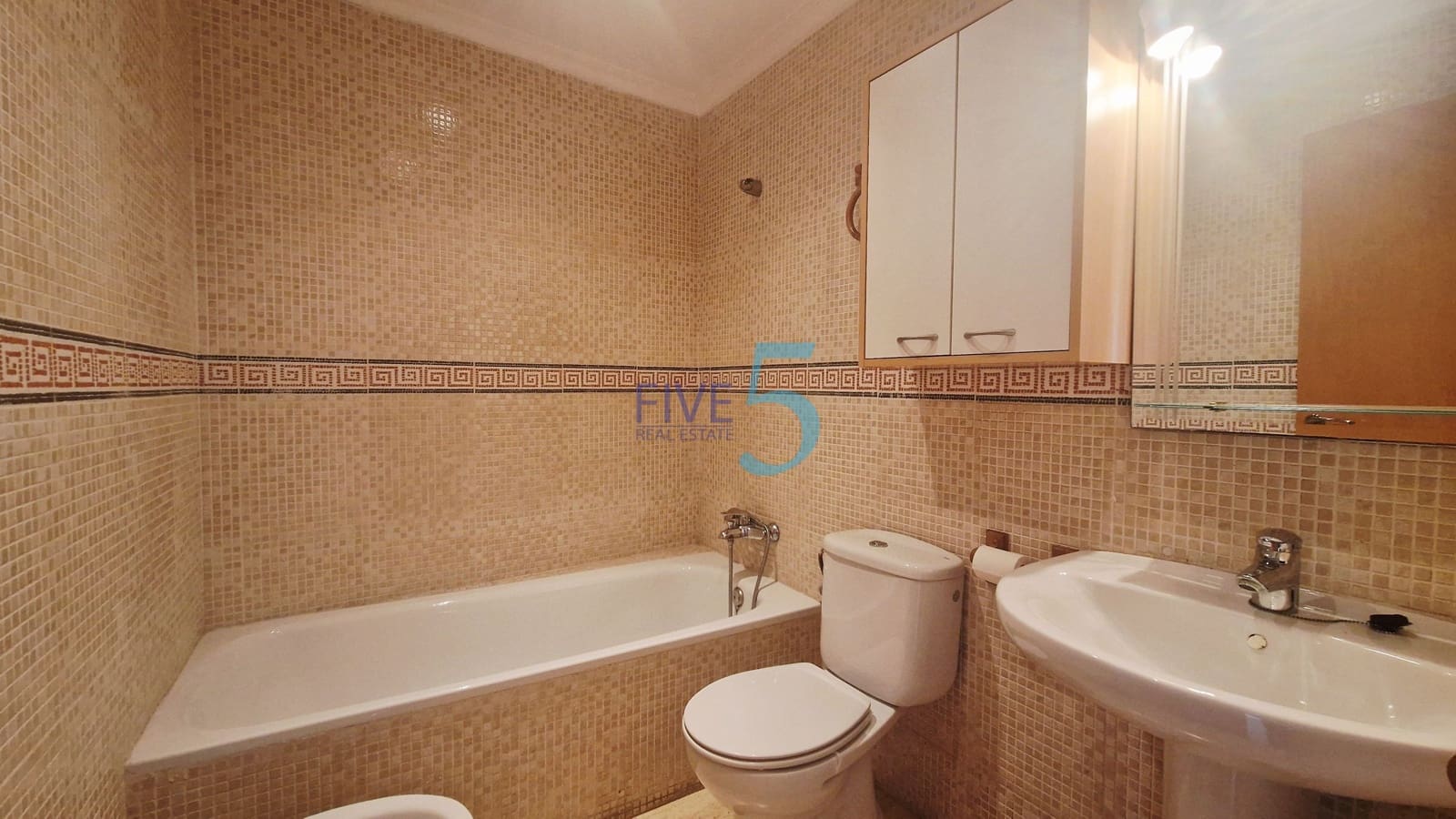 2 Zimmer Apartment zu verkaufen in Sucina mit Garage - 115.000 € (Ref: 9956355)