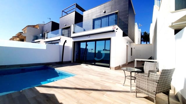 3 soveværelse Villa til salg i San Pedro del Pinatar med swimmingpool garage - € 329.000 (Ref: 9958446)