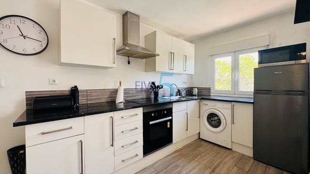 1 slaapkamer Appartement te koop in Villamartin, Orihuela met zwembad - € 95.000 (Ref: 9961219)