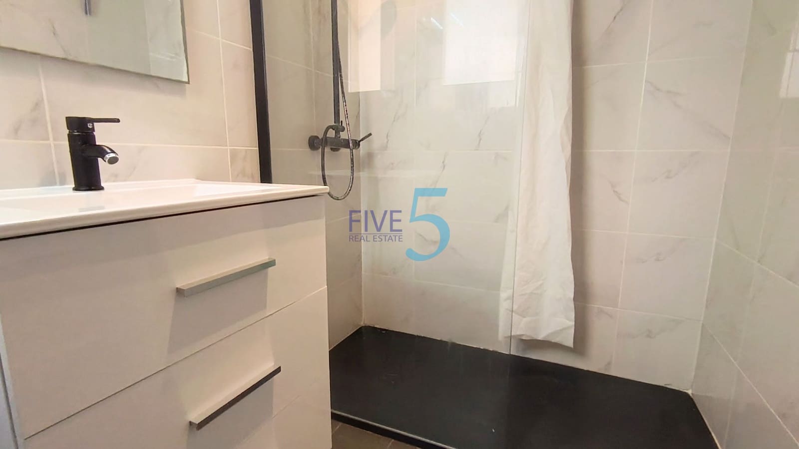2 camera da letto Casa in vendita in Torrevieja con piscina - 195.000 € (Rif: 9961666)