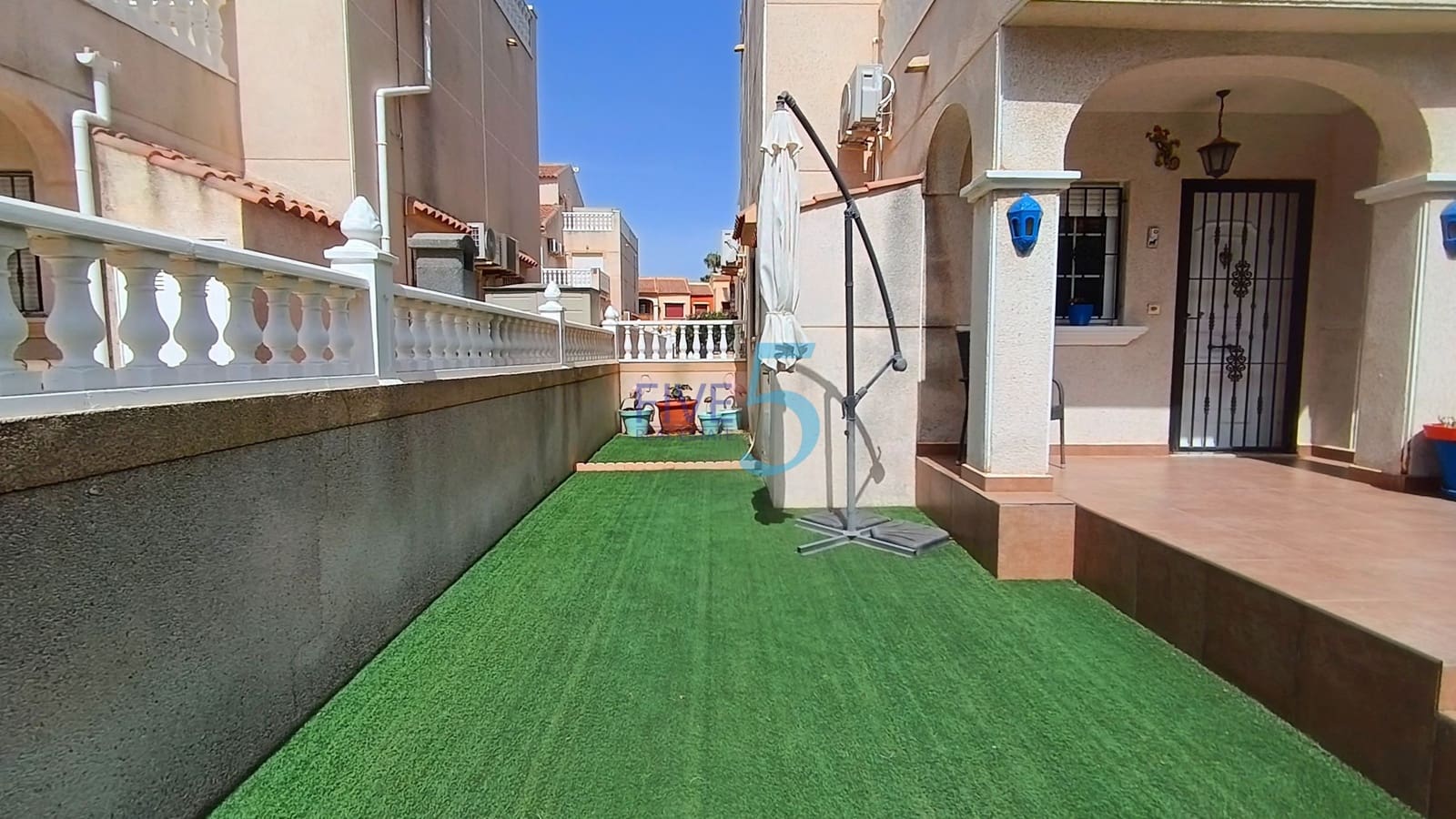 2 camera da letto Casa in vendita in Torrevieja con piscina - 195.000 € (Rif: 9961666)