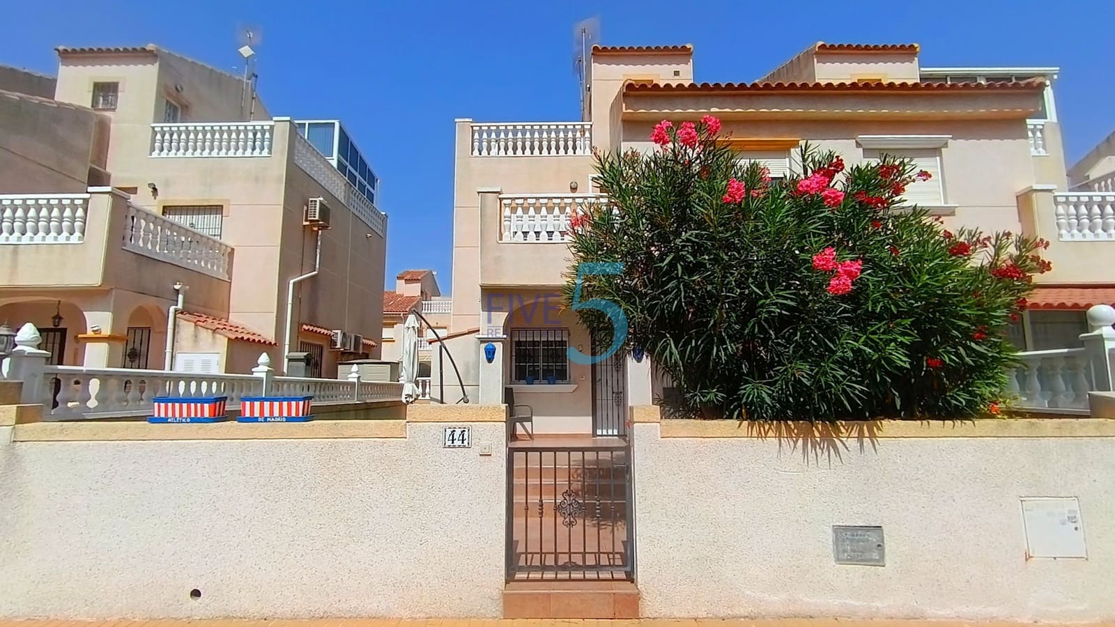 2 camera da letto Casa in vendita in Torrevieja con piscina - 195.000 € (Rif: 9961666)