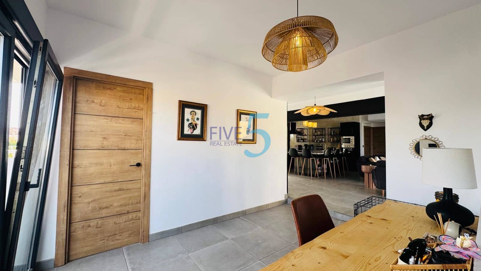 3 bedroom Villa for sale in Villamartin with pool garage - € 419,900 (Ref: 9964033)