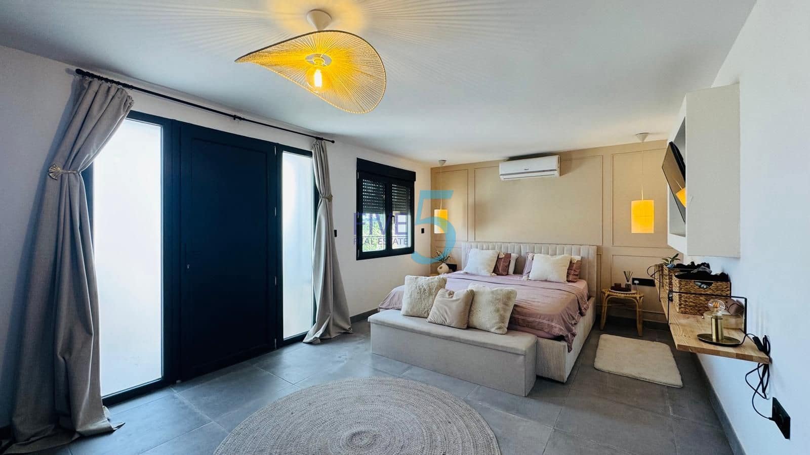 3 bedroom Villa for sale in Villamartin with pool garage - € 419,900 (Ref: 9964033)
