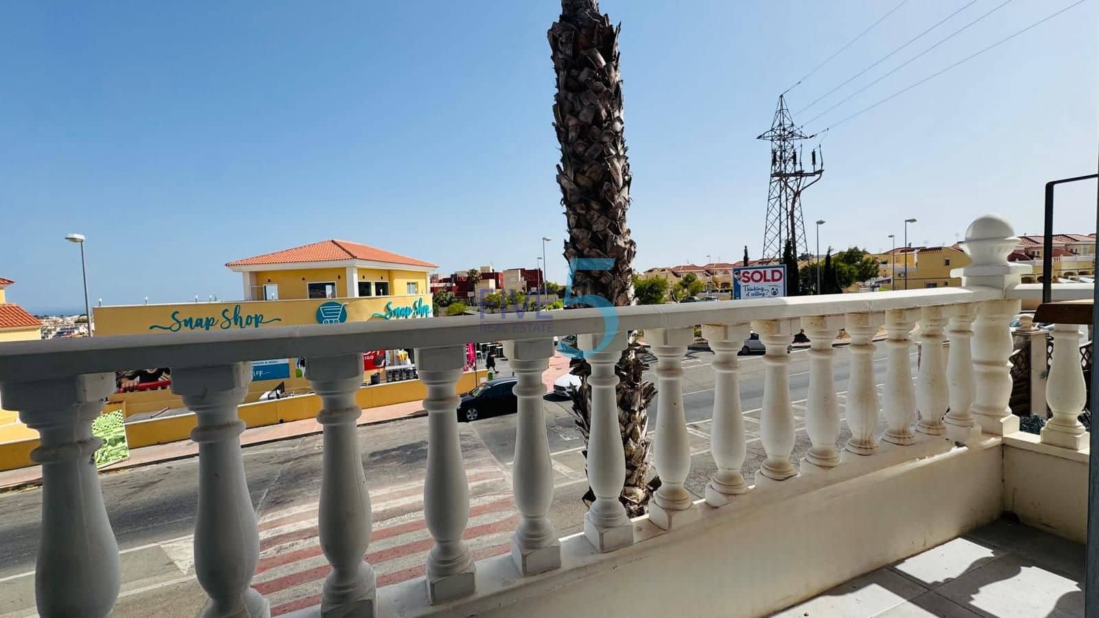 3 bedroom Villa for sale in Villamartin with pool garage - € 419,900 (Ref: 9964033)