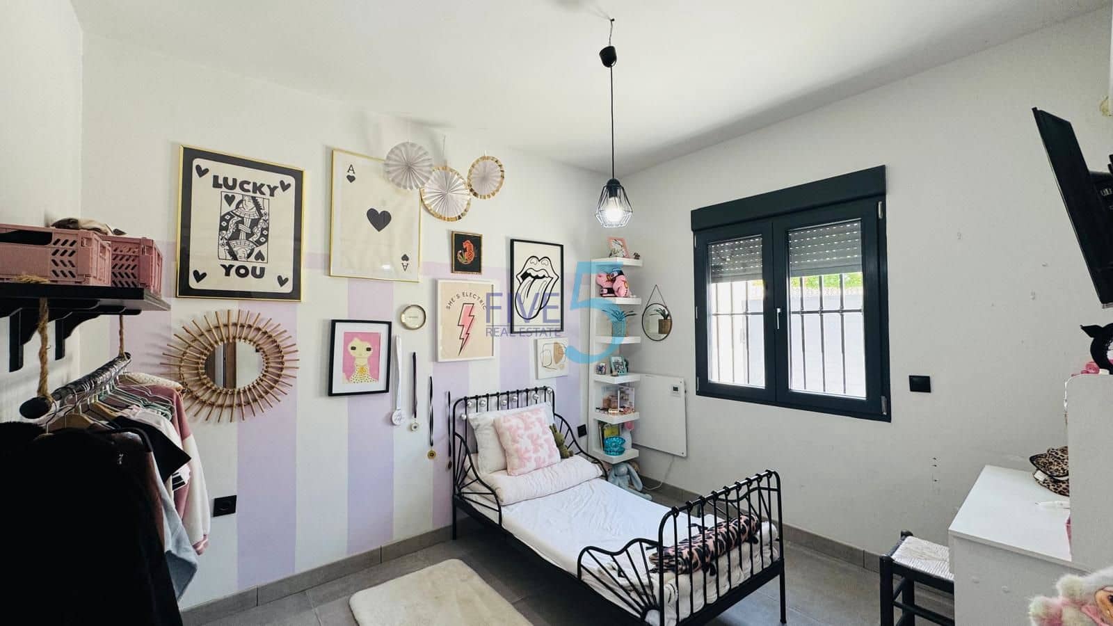 3 bedroom Villa for sale in Villamartin with pool garage - € 419,900 (Ref: 9964033)