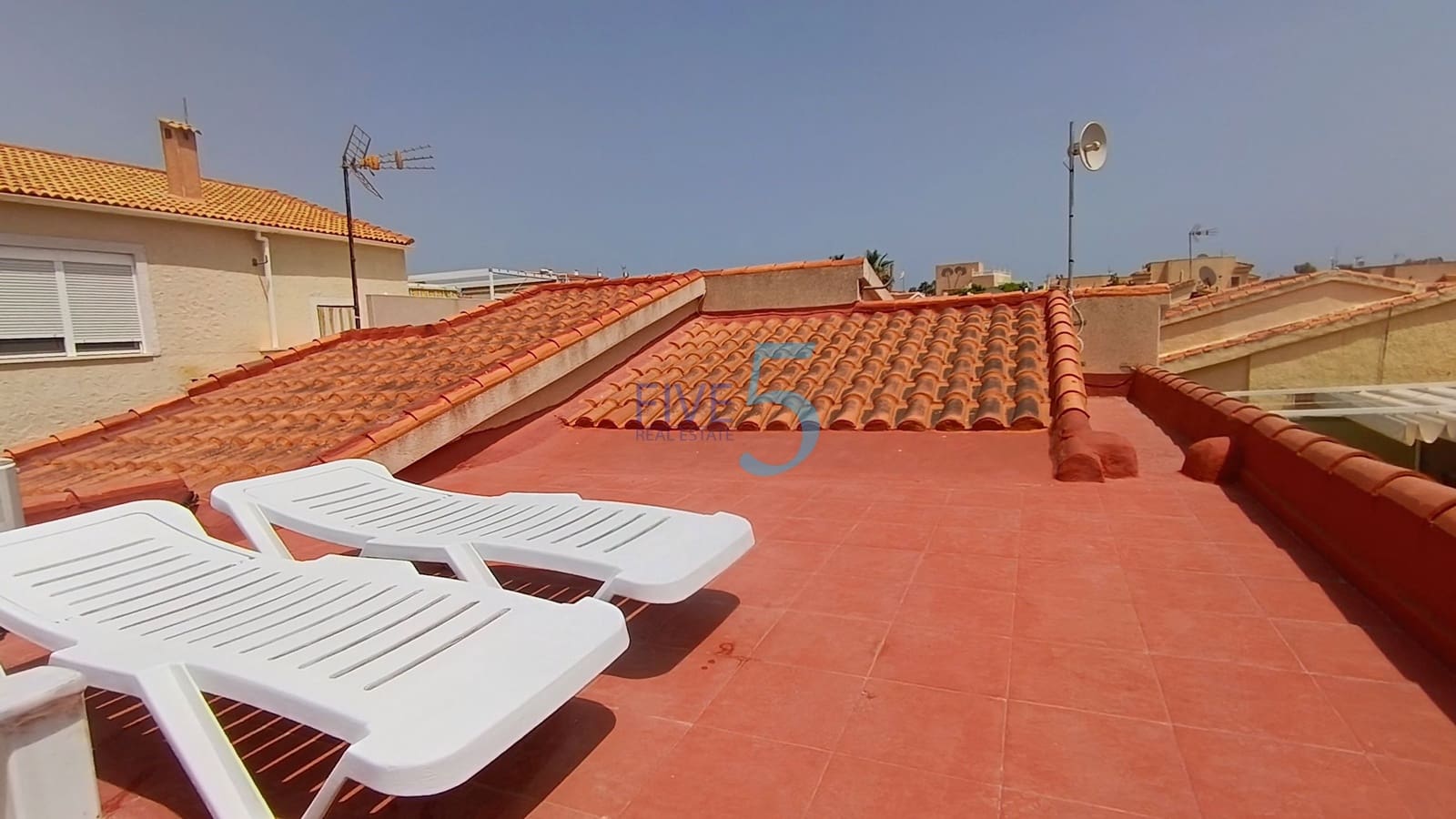 3 bedroom Villa for sale in San Fulgencio with pool - € 249,999 (Ref: 9965580)