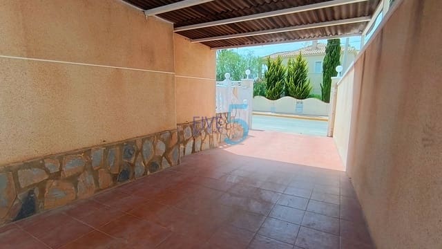 Chalet de 3 habitaciones en San Fulgencio en venta con piscina - 249.999 € (Ref: 9965580)