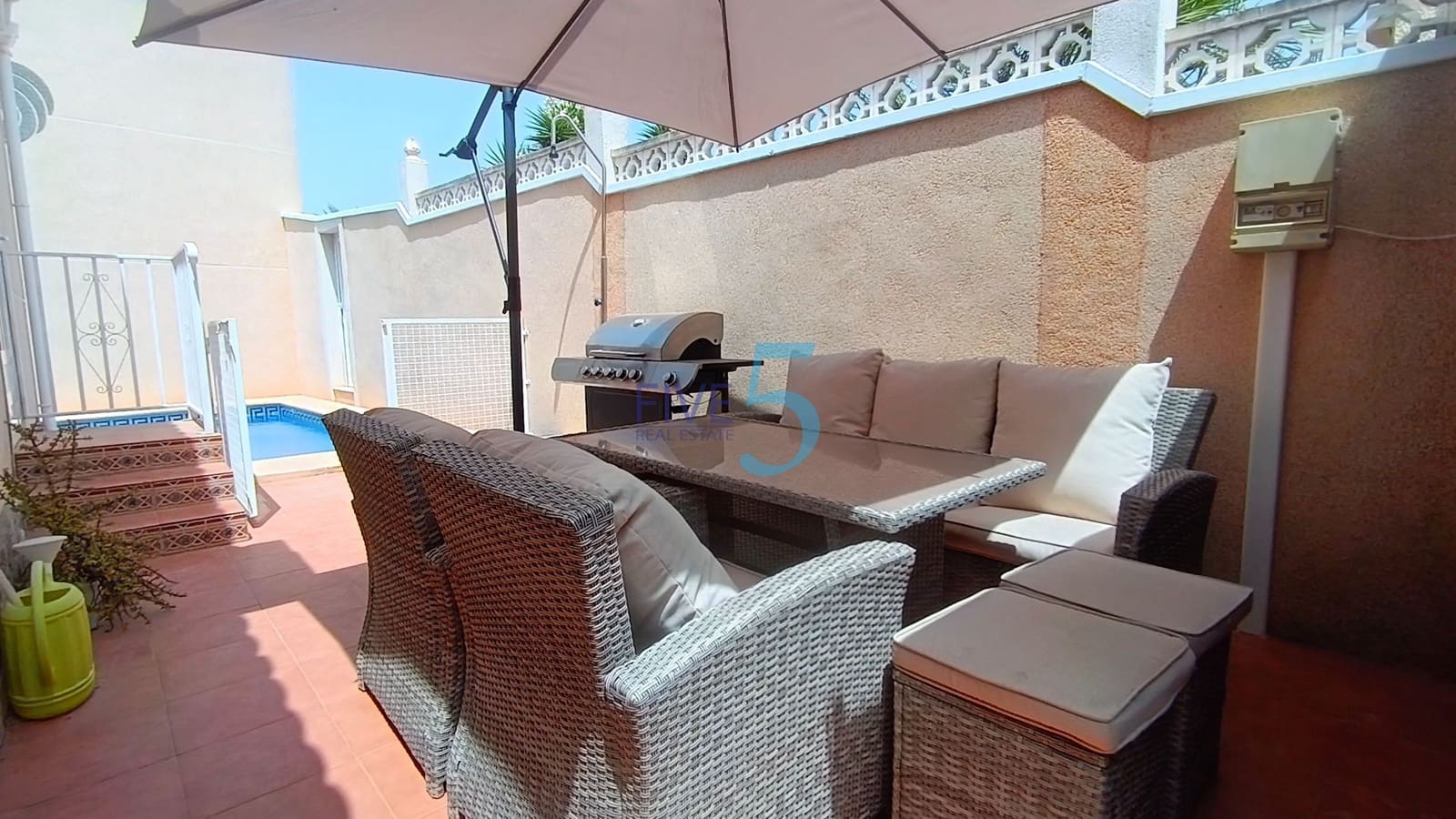 3 bedroom Villa for sale in San Fulgencio with pool - € 249,999 (Ref: 9965580)