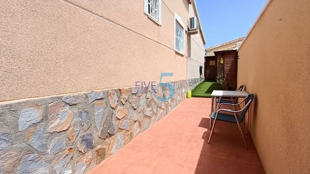 Chalet de 3 habitaciones en San Fulgencio en venta con piscina - 249.999 € (Ref: 9965580)