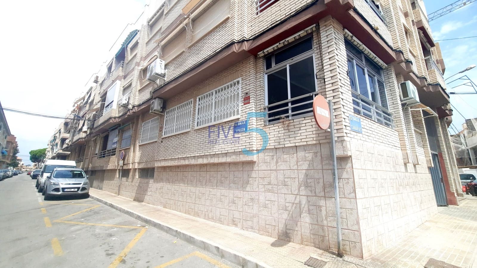 2 slaapkamer Appartement te koop in Lo Pagan met garage - € 149.900 (Ref: 9965581)