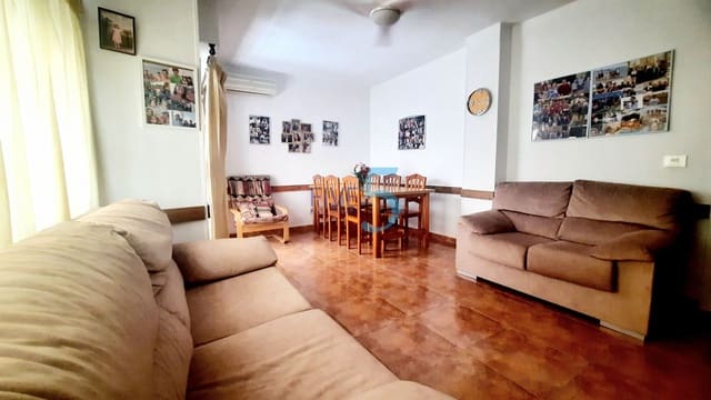 2 slaapkamer Appartement te koop in Lo Pagan, San Pedro del Pinatar met garage - € 149.900 (Ref: 9965581)