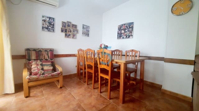 2 slaapkamer Appartement te koop in Lo Pagan, San Pedro del Pinatar met garage - € 149.900 (Ref: 9965581)