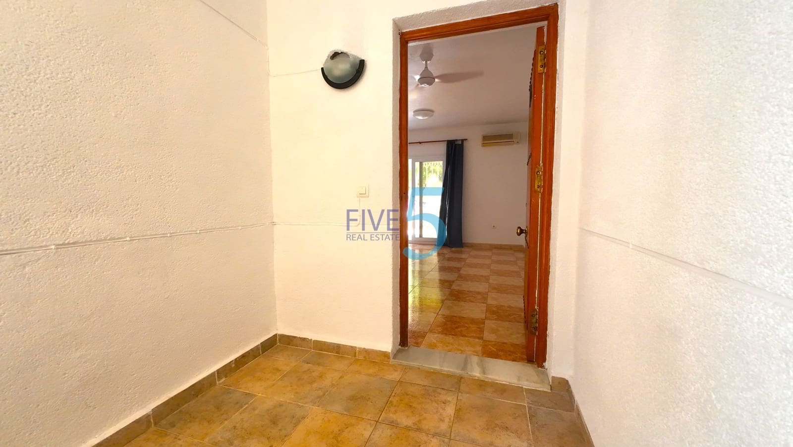 2 bedroom Apartment for sale in Los Balcones with pool - € 137,500 (Ref: 9965582)