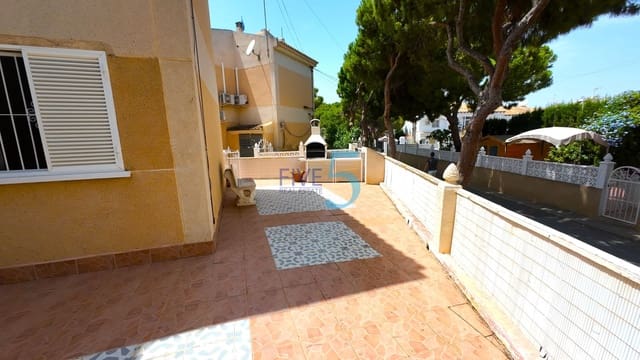 2 makuuhuone Huoneisto myytävänä paikassa Los Balcones mukana uima-altaan - 137 500 € (Ref: 9965582)