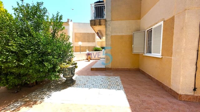 2 makuuhuone Huoneisto myytävänä paikassa Los Balcones mukana uima-altaan - 137 500 € (Ref: 9965582)