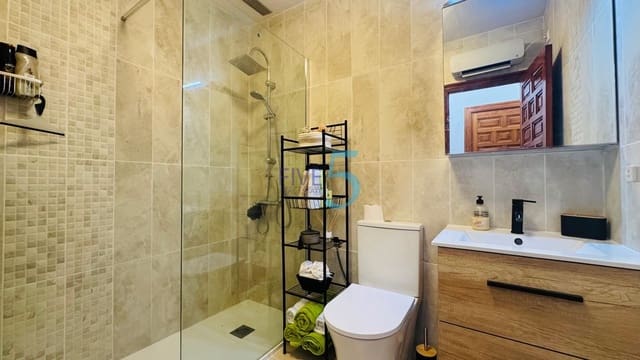 2 soverom Hus til salgs i Villamartin, Orihuela med svømmebasseng - € 239 000 (Ref: 9965732)