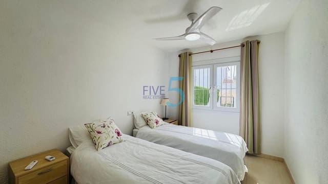 2 soverom Hus til salgs i Villamartin, Orihuela med svømmebasseng - € 239 000 (Ref: 9965732)