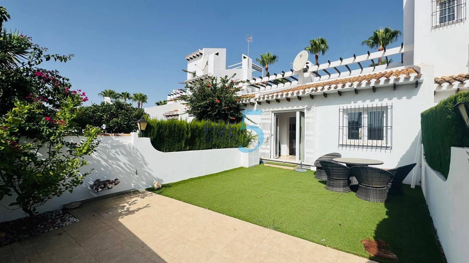 2 soverom Hus til salgs i Villamartin med svømmebasseng - € 239 000 (Ref: 9965732)