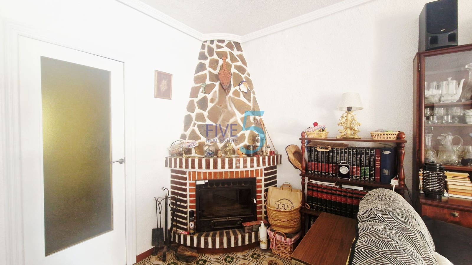3 bedroom Villa for sale in Los Balcones with garage - € 240,000 (Ref: 9965733)