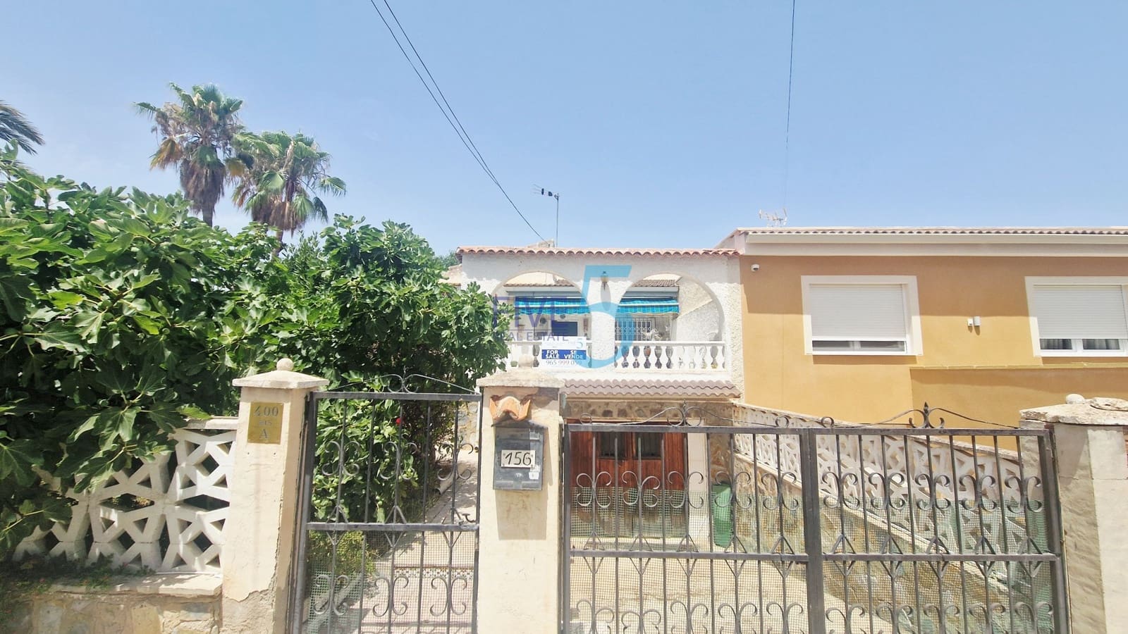 3 bedroom Villa for sale in Los Balcones with garage - € 240,000 (Ref: 9965733)