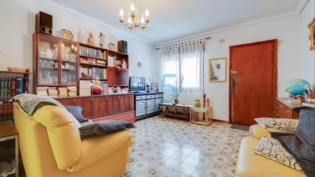 3 bedroom Villa for sale in Los Balcones with garage - € 240,000 (Ref: 9965733)