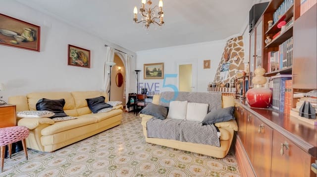 3 bedroom Villa for sale in Los Balcones with garage - € 240,000 (Ref: 9965733)