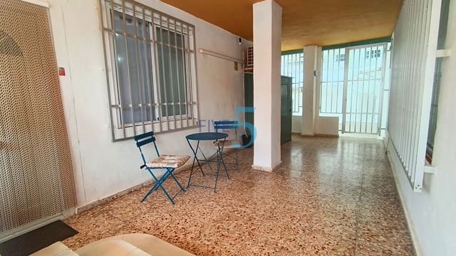 1 soverom Leilighet til salgs i Guardamar del Segura med garasje - € 169 999 (Ref: 9965912)