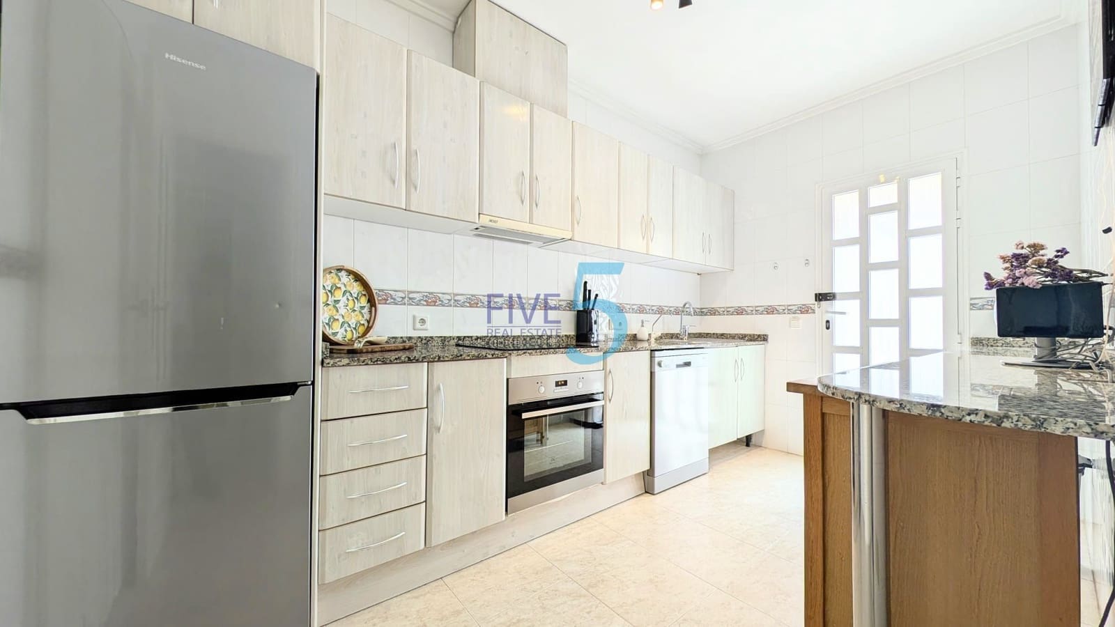 3 chambre Villa/Maison Semi-Mitoyenne à vendre à Ciudad Quesada avec piscine - 285 000 € (Ref: 9966957)