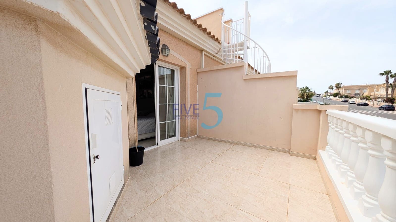 3 chambre Villa/Maison Semi-Mitoyenne à vendre à Ciudad Quesada avec piscine - 285 000 € (Ref: 9966957)