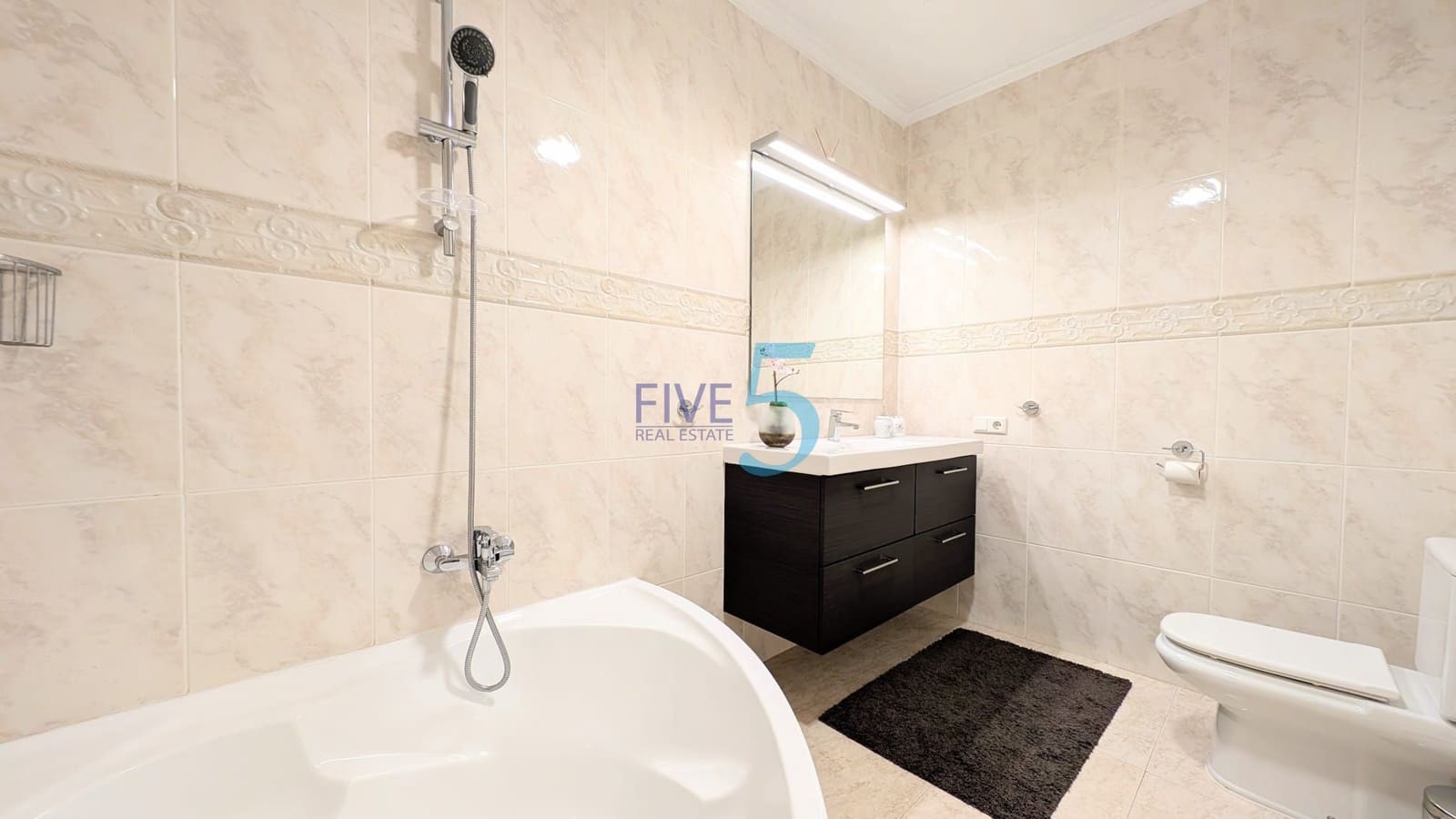 3 chambre Villa/Maison Semi-Mitoyenne à vendre à Ciudad Quesada avec piscine - 285 000 € (Ref: 9966957)