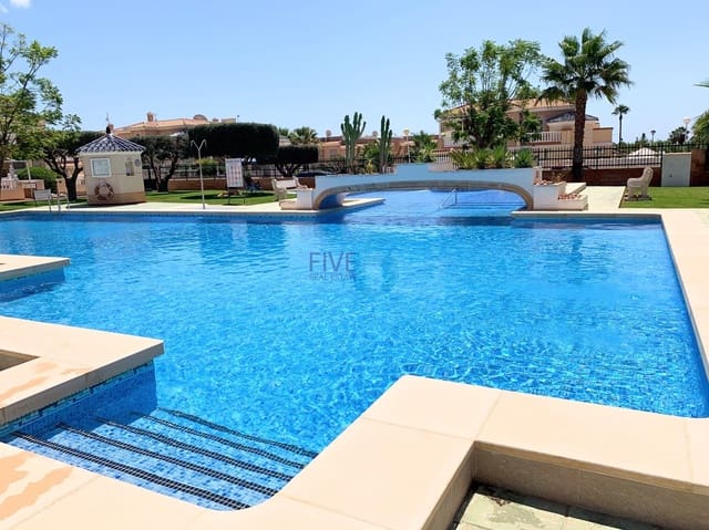 3 chambre Villa/Maison Semi-Mitoyenne à vendre à Ciudad Quesada, Rojales avec piscine - 285 000 € (Ref: 9966957)