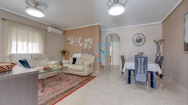 3 soverom Kjedet enebolig til salgs i Ciudad Quesada, Rojales med svømmebasseng - € 285 000 (Ref: 9966957)