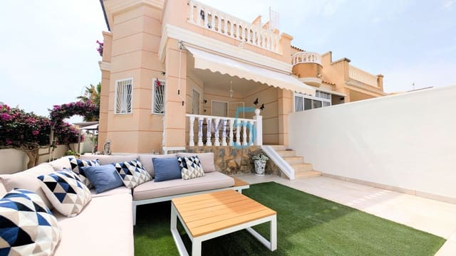 3 chambre Villa/Maison Semi-Mitoyenne à vendre à Ciudad Quesada, Rojales avec piscine - 285 000 € (Ref: 9966957)