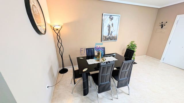 3 chambre Villa/Maison Semi-Mitoyenne à vendre à Ciudad Quesada, Rojales avec piscine - 285 000 € (Ref: 9966957)