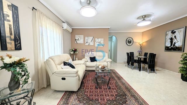3 chambre Villa/Maison Semi-Mitoyenne à vendre à Ciudad Quesada, Rojales avec piscine - 285 000 € (Ref: 9966957)