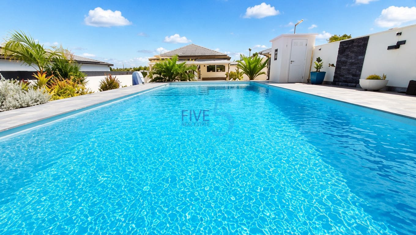 3 bedroom Villa for sale in San Fulgencio with pool garage - € 499,000 (Ref: 9969039)