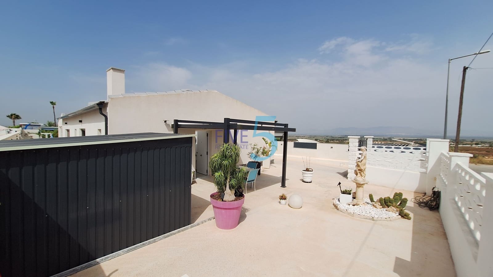 3 bedroom Villa for sale in San Fulgencio with pool garage - € 499,000 (Ref: 9969039)