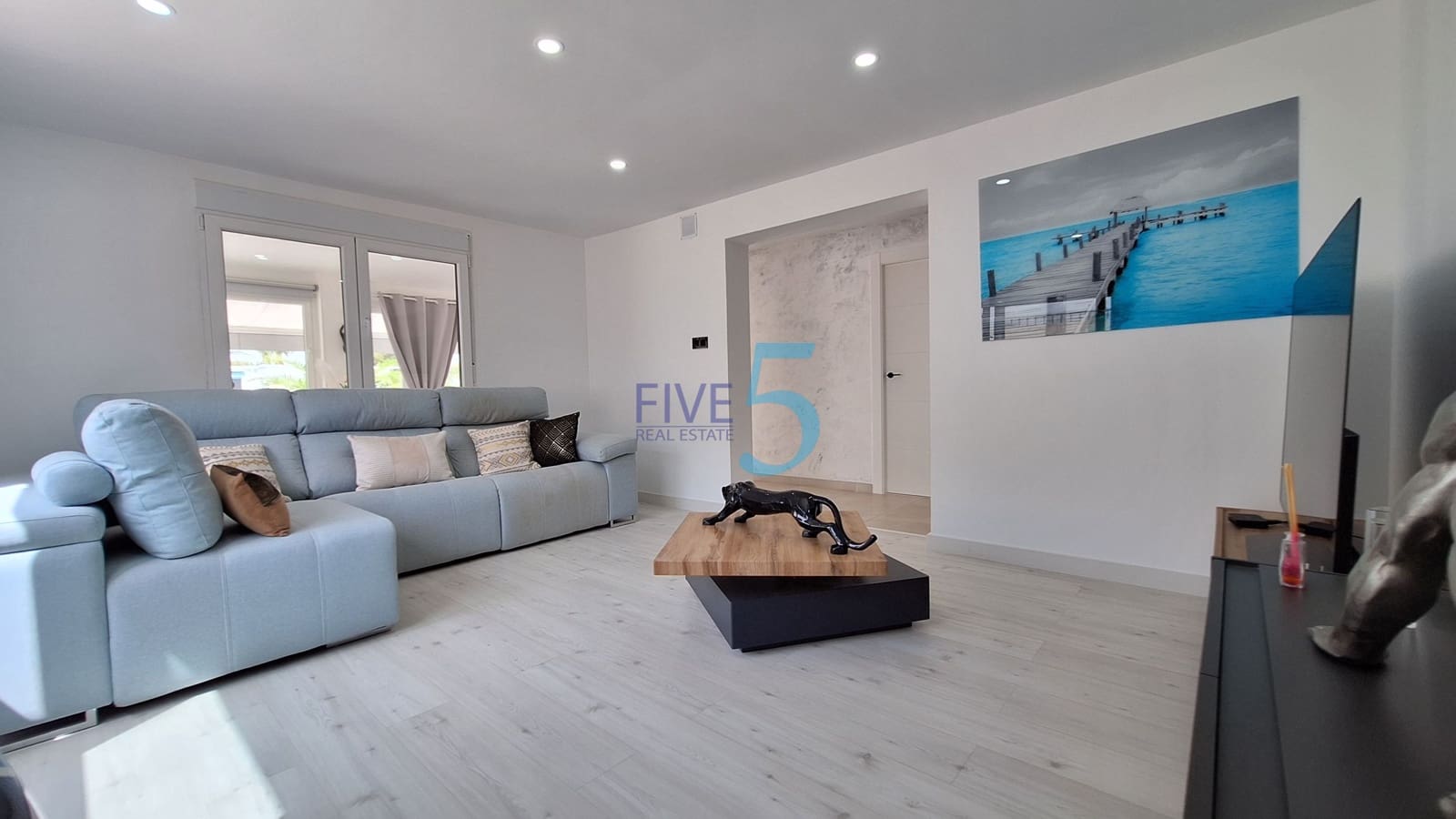 3 bedroom Villa for sale in San Fulgencio with pool garage - € 499,000 (Ref: 9969039)