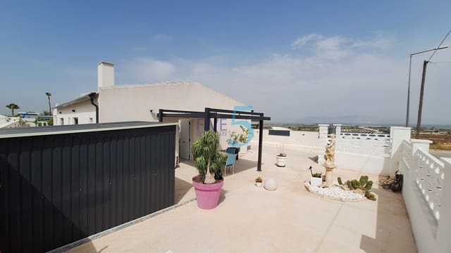 3 soverom Villa til salgs i San Fulgencio med svømmebasseng garasje - € 499 000 (Ref: 9969039)