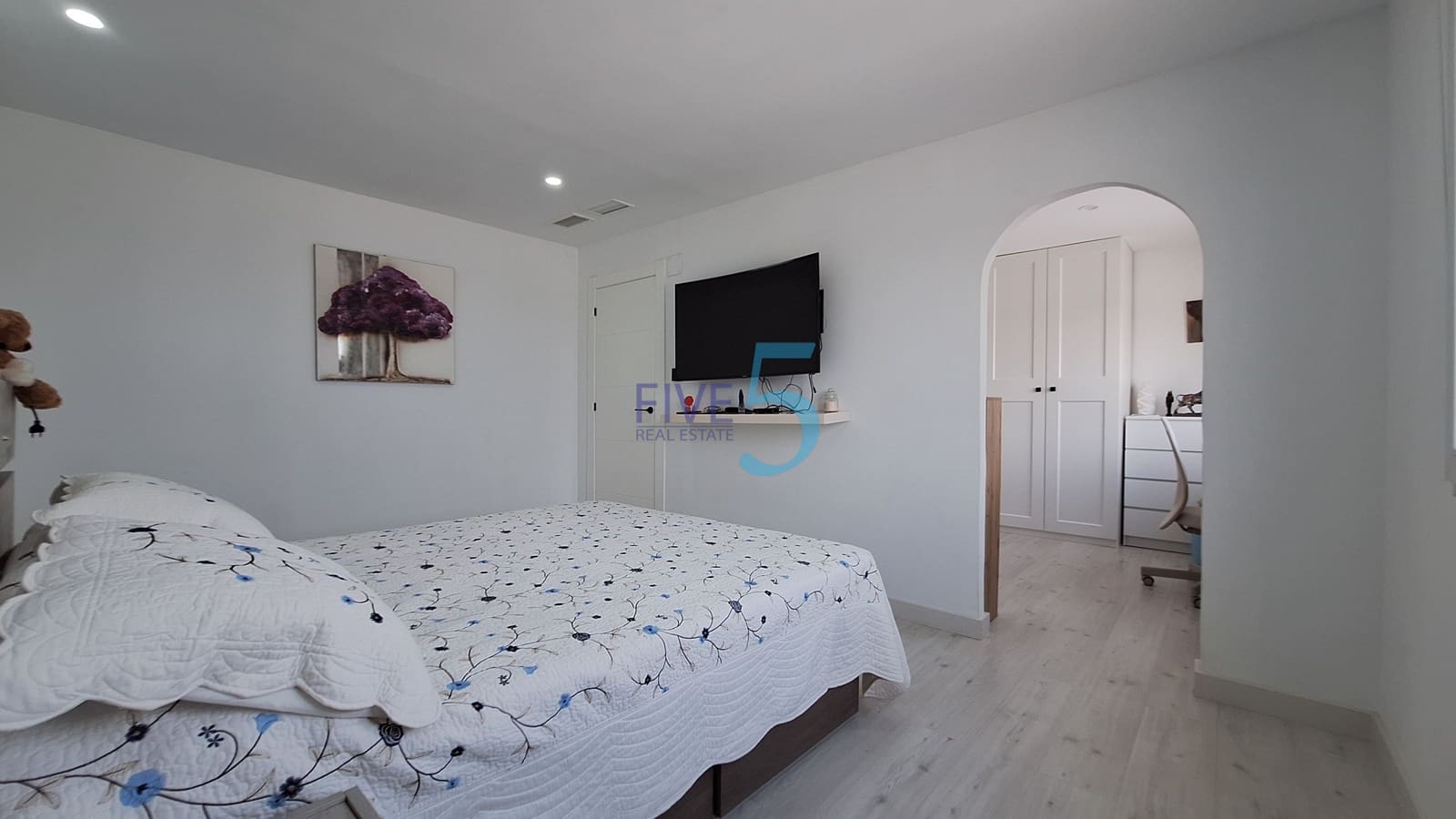 3 bedroom Villa for sale in San Fulgencio with pool garage - € 499,000 (Ref: 9969039)
